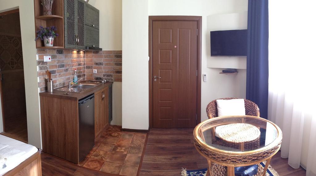 Guest Rooms Maria Luiza Varna Buitenkant foto